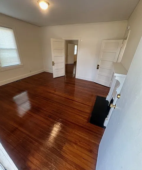 121 Hamlin Ave — Photo 9