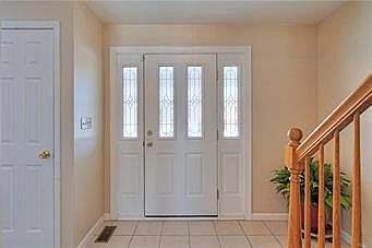 4th image of 4016 Redwood Dr