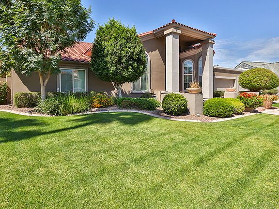 4th image of 1307 E Treasure Cove Dr