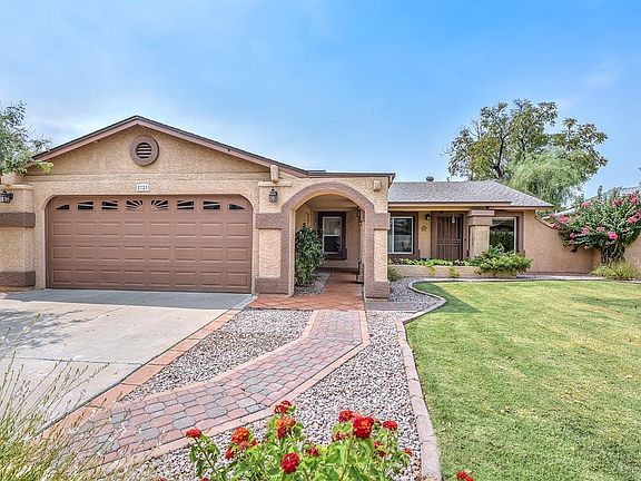 2nd image of 2727 E Aster Dr