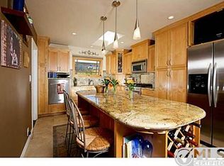 1825 Tustin St, San Diego, CA 92106