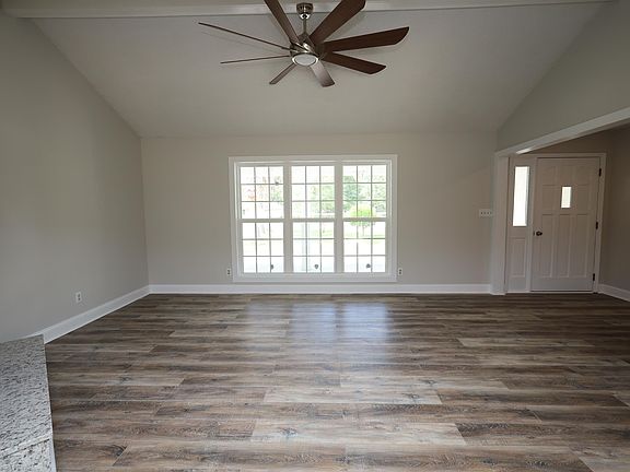 4th image of 3434 Ashurst Dr