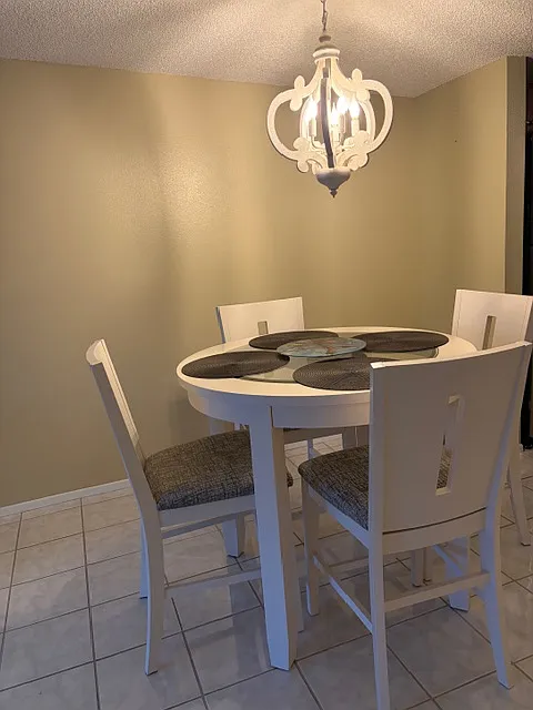 2 bed, 860 sqft, $3,800 — Photo 1
