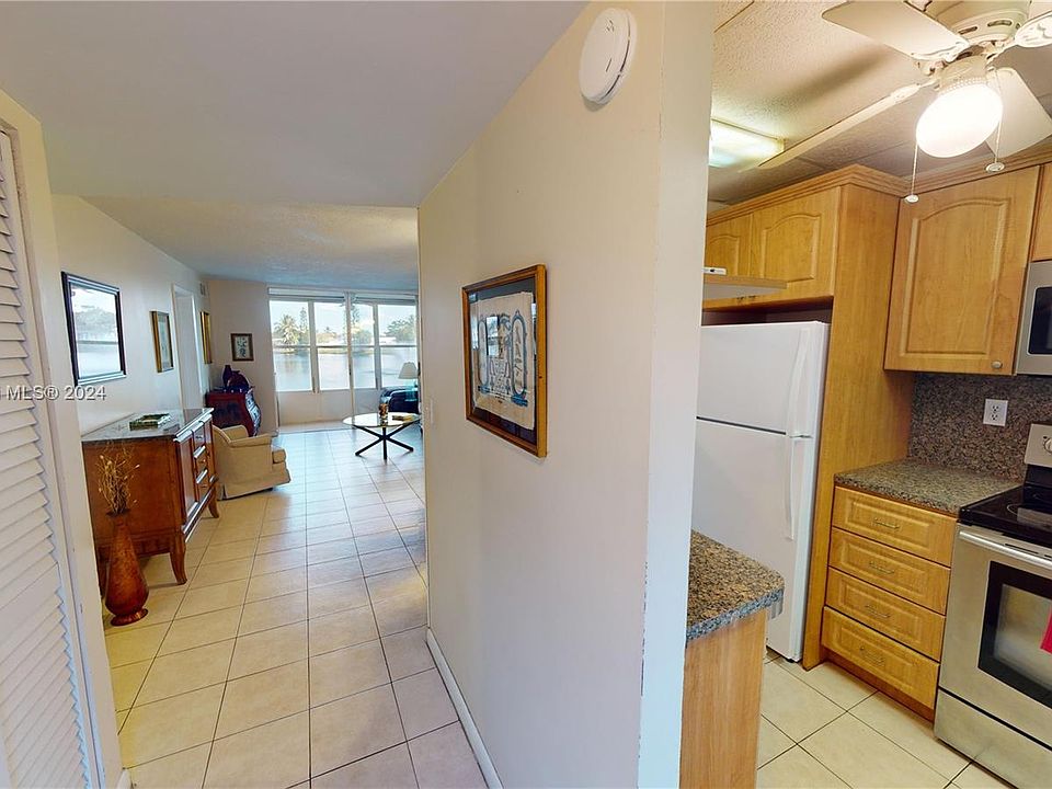1st image of 9440 Sunrise Lakes Blvd APT 103