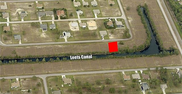 1st image of 2304 NE 33rd Ln