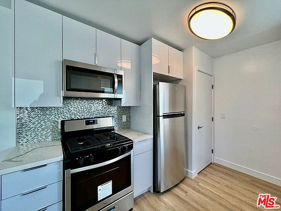 5th image of 2012 S Bedford St APT 6