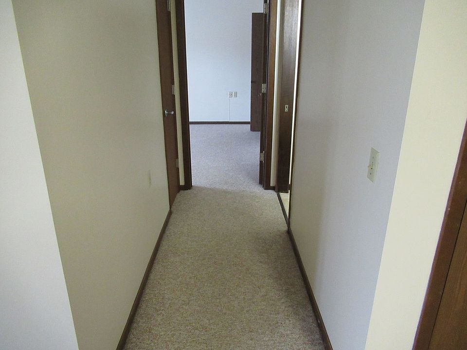 610 GRAY ST APARTMENTS 610 Gray St Eau Claire WI Zillow