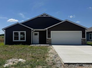 1027 Riley Ave, Emporia, KS 66801