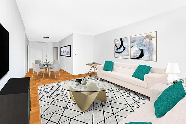 Sold by Re/Max In The City | media 26