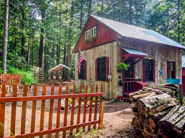 74 Hubbard Grove, Shelburne, NH 03581