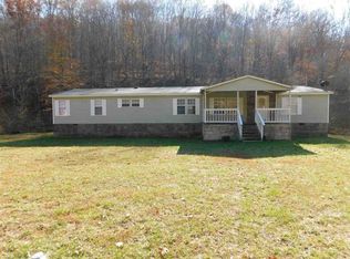 100 Deephole Branch Rd, Genoa, WV 25517