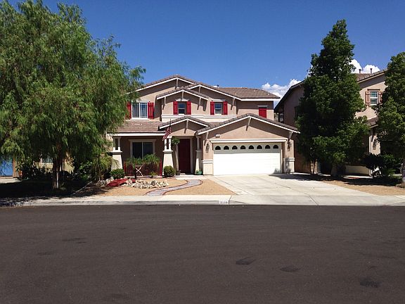 Drought tolerant front yard