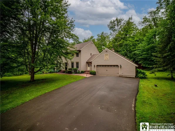 5616 Stow Rd, Ashville, NY 14710