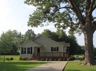 4715 Armfield Rd, Effingham, SC 29541