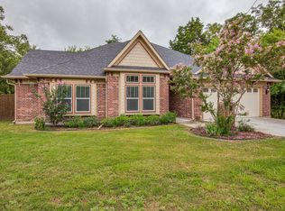 1011 Hall St, McKinney, TX 75069