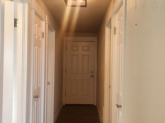4th image of 3110 Grandview St APT 1