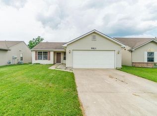 9811 Hidden Village Pl, Fort Wayne, IN 46835