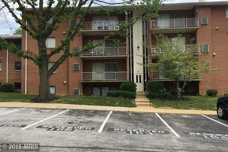 Building Photo - 207 Erin Way