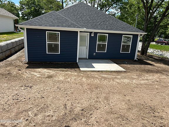 4th image of 707 N Tennessee Ave