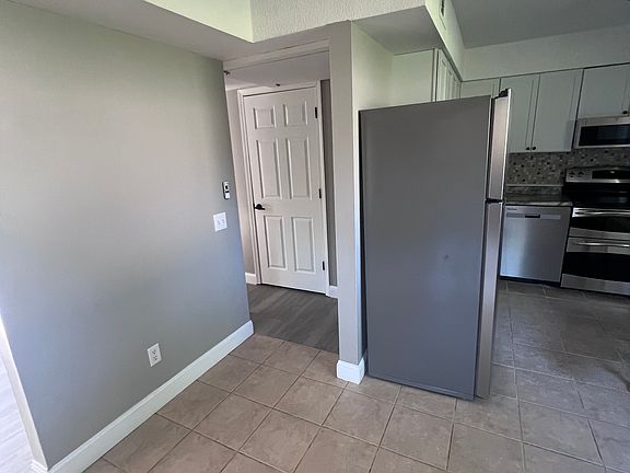 2nd image of 3411 Elm Street Dr #B