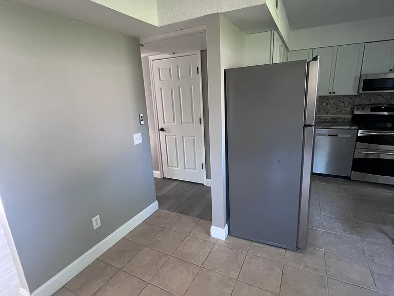 3411 Elm Street Dr #B — Photo 2