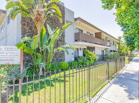Cohasset Apartments, 1 Bedroom 1 Bath