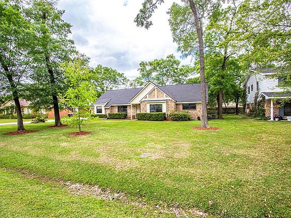 5th image of 218 Post Oak Dr