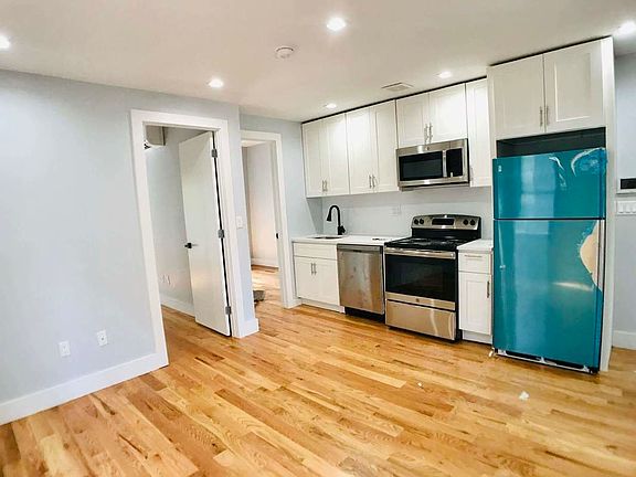 5th image of 225 Halsey St #4F