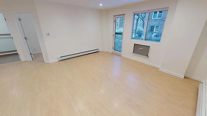 Rented by Metro Garden Realty NYC | media 5