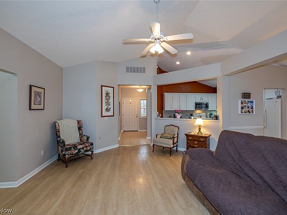 4th image of 4261 Lake Harbour Way