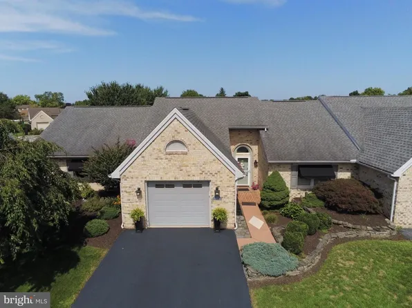 56 Sanibel Ln, Chambersburg, PA 17201