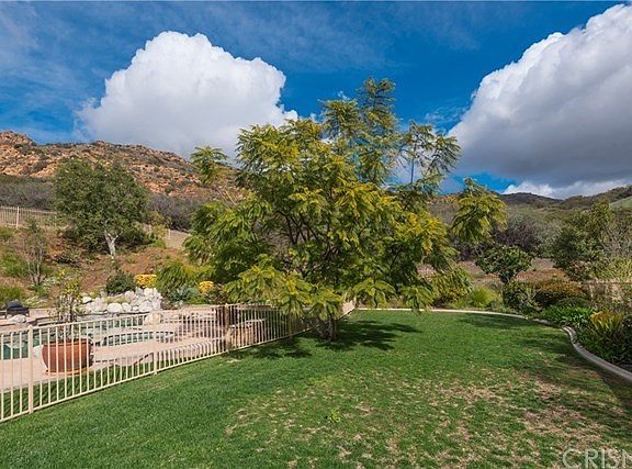 4th image of 5029 Jacobs Ct