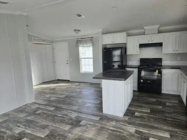 4125 Park St N #826 — Photo 5