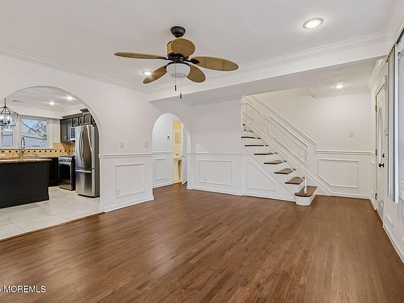 5th image of 1100 Green Grove Road