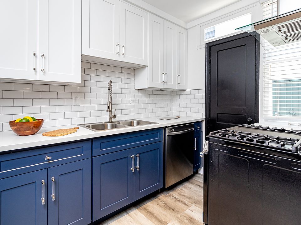 1st image of 1828-1850 N Edgemont St #1-1830-5