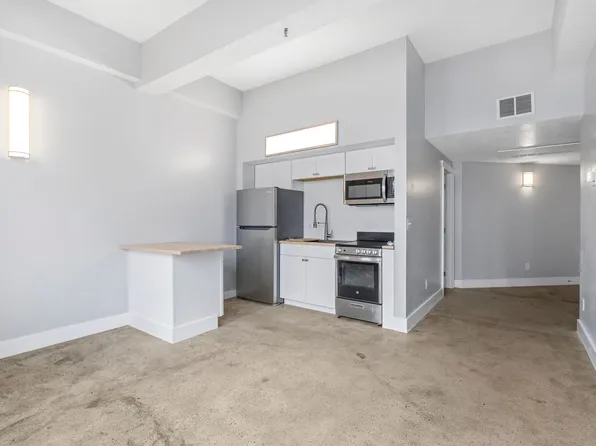 New Grand Apartments