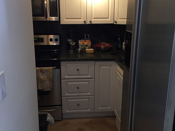 3rd image of 800 West Ave APT 841