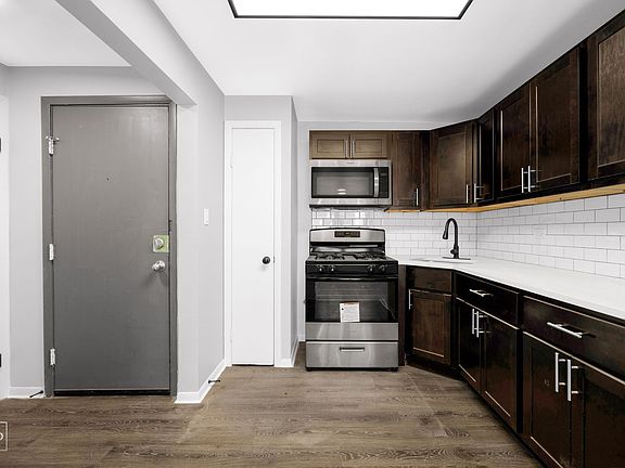 2nd image of 8935-39 S Dauphin Ave #5816