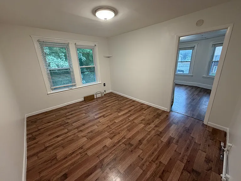 16 Branch Ave #2 — Photo 7