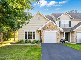 101 Gladiola Dr, Brick, NJ 08724