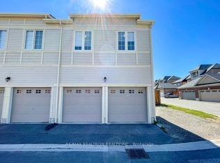 16 Arthur Dixon St, Markham, ON L6B 1M6
