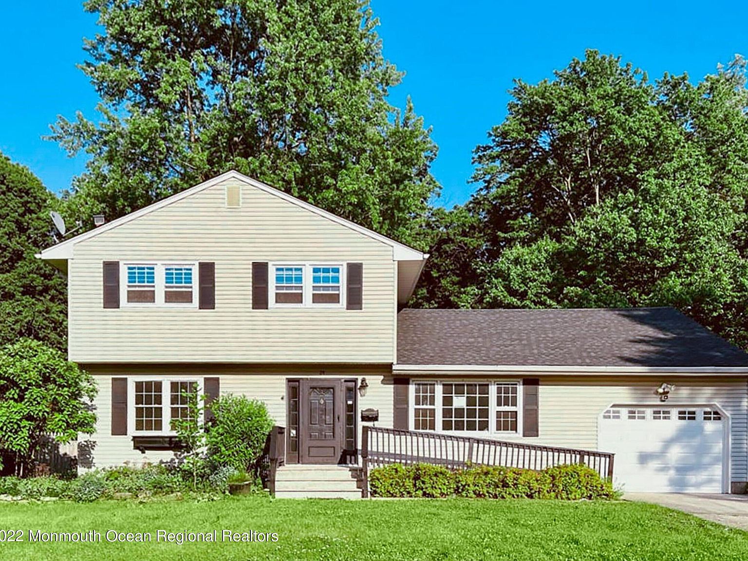 24 Chestnut Drive, Matawan, NJ 07747 Zillow