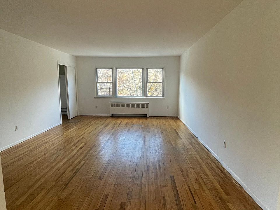1st image of 84 Harrison Ave Floor 2