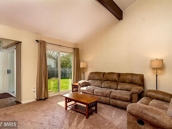4th image of 7632 Bland Dr