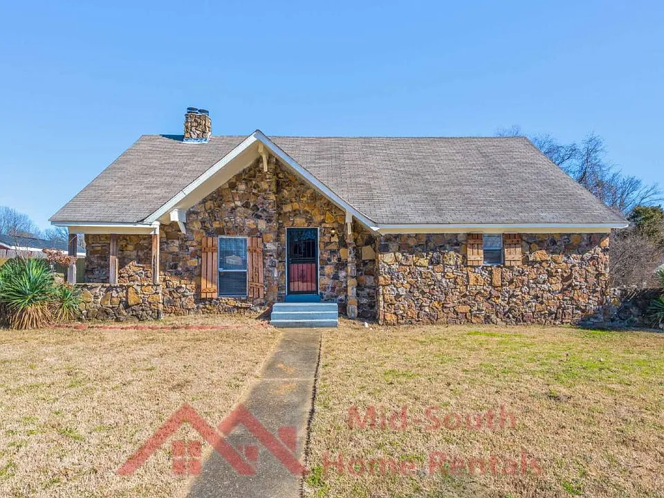5164 Brushwood Dr