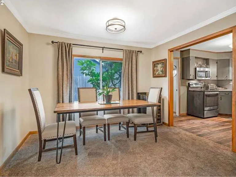 4506 SE Naef Rd — Photo 3