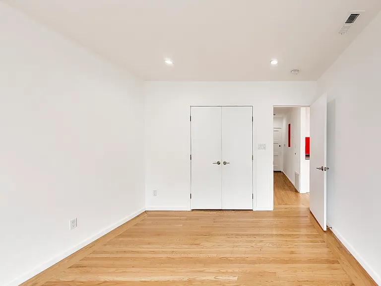 3033 Turk Blvd #4 — Photo 19