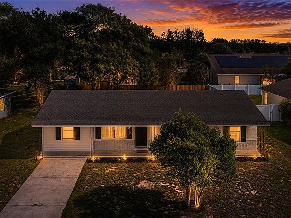 2nd image of 2112 EMBRY AVENUE
