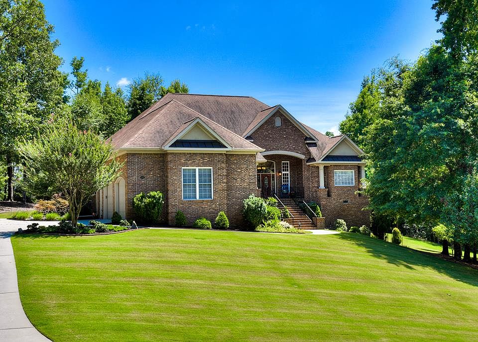 1st image of 430 Saint Johns Dr