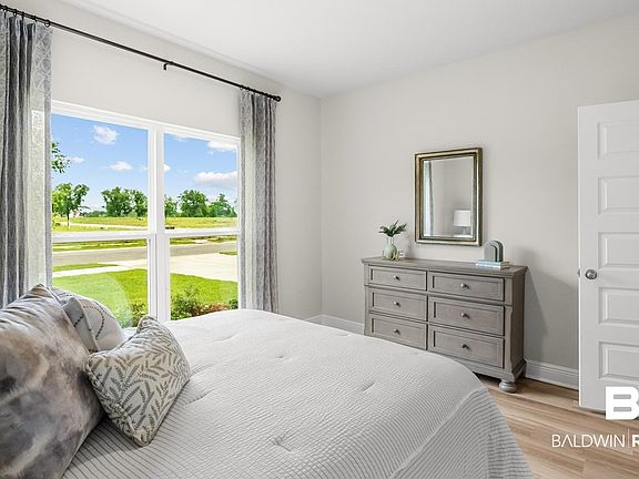 4th image of 27899 Azalea Gardens Dr